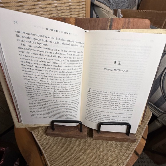 Civil War Novel- The Widow of the South (hardcover) - Picture 7 of 8